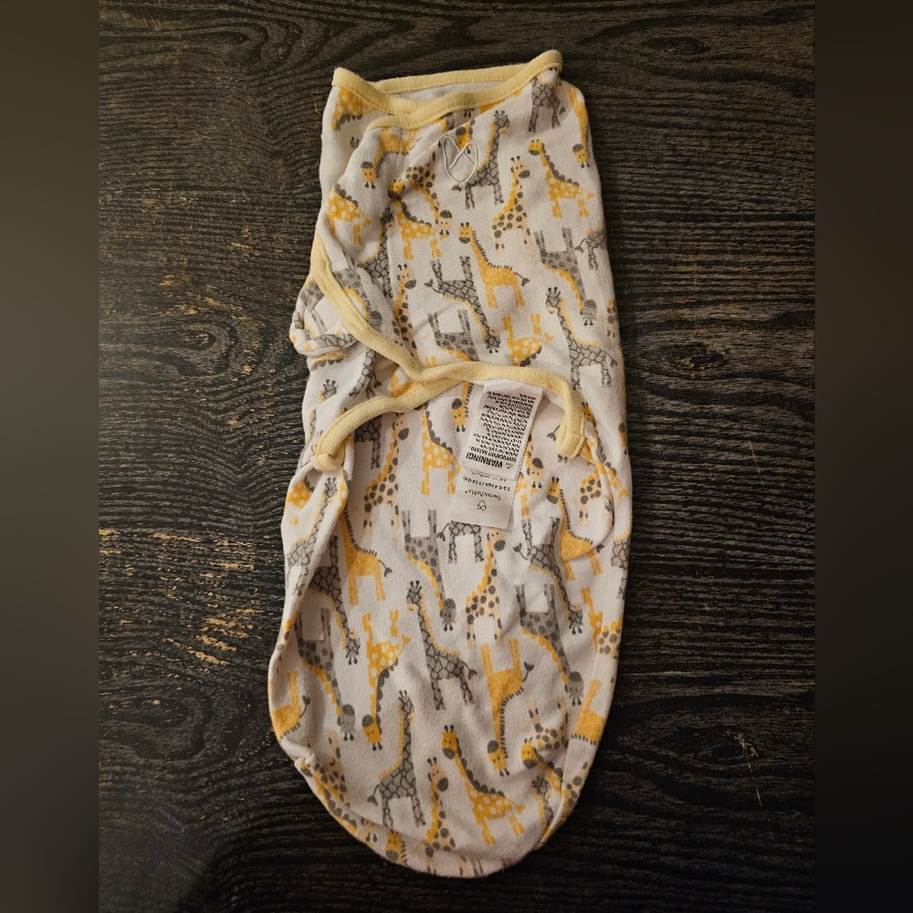 (3 for $30) SwaddleMe swaddle, newborn, velcro